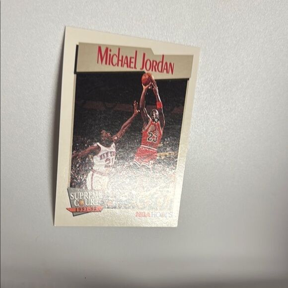 Michael Jordan NBA Hoops 1991-92 Trading Card Supreme Court mint condition - Picture 3 of 4